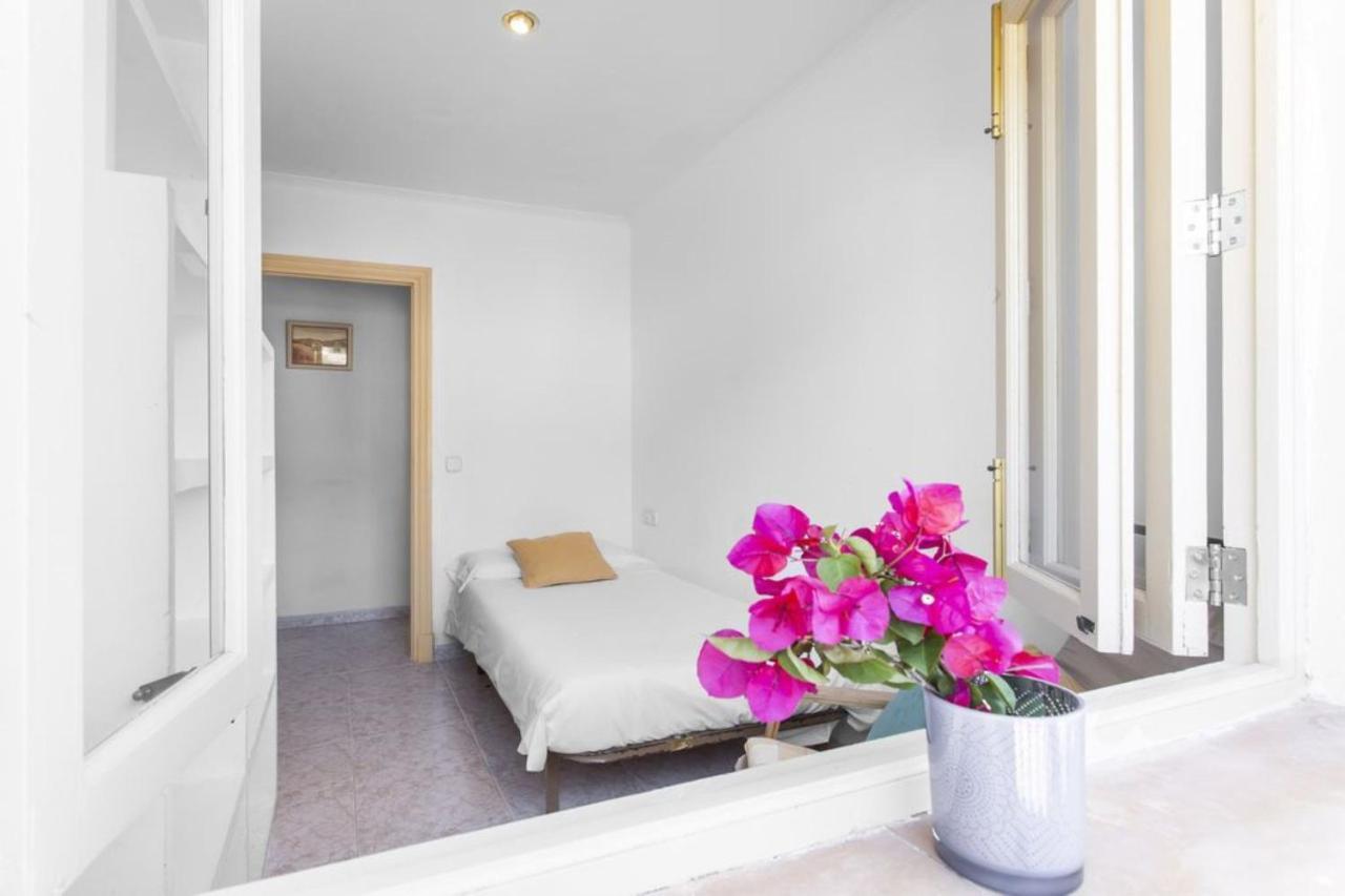 S Olivera Apartment